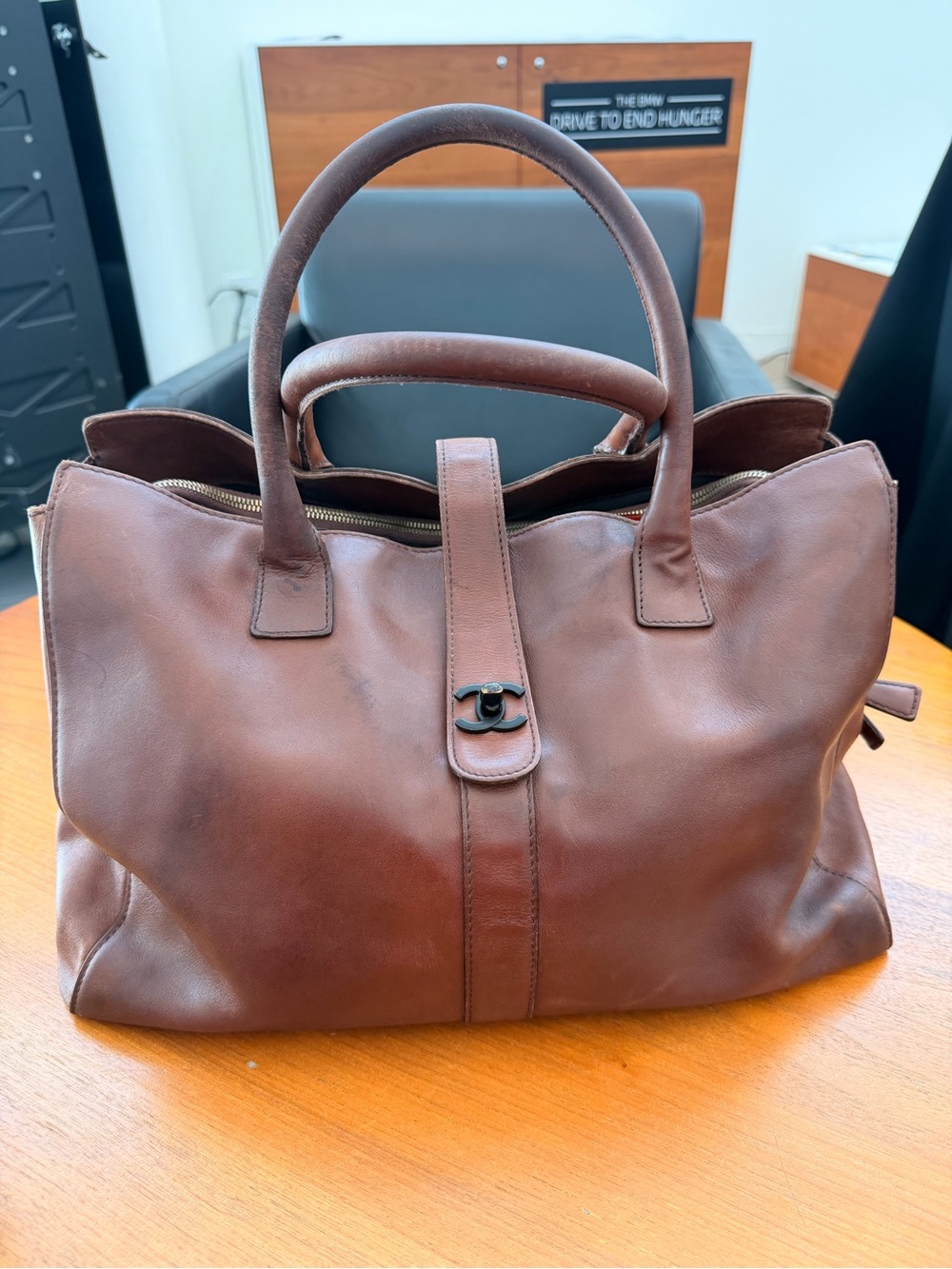 Vintage Chanel Classic Brown Leather Weekender Bag with Top Handles - Picture 2 of 11